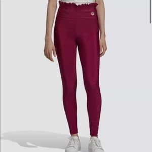 SOLD- adidas Original High-waisted leggings
